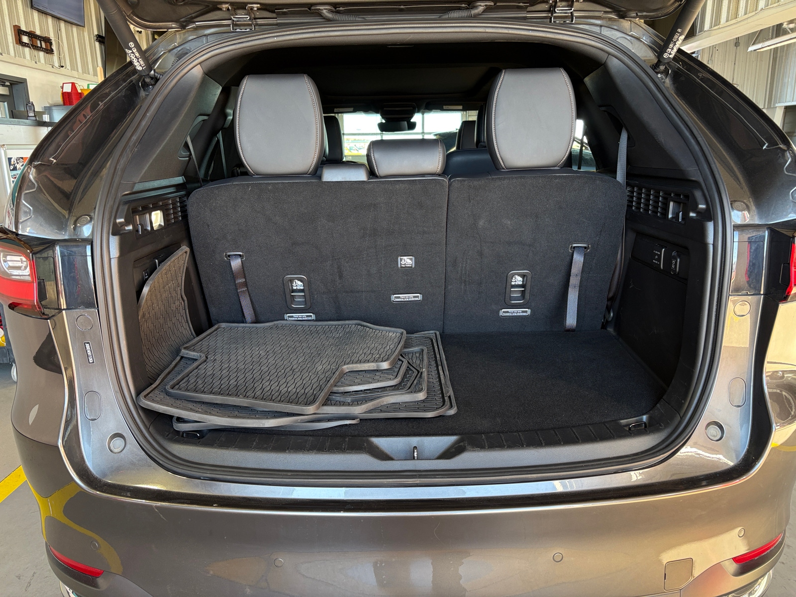 Thumbnail: 2024 Mazda CX-90 - 6