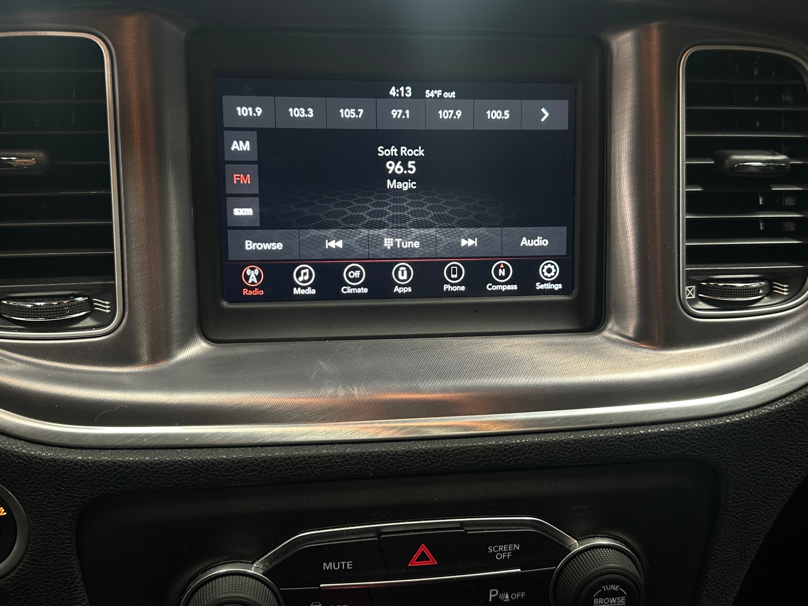 Thumbnail: 2021 Dodge Charger - 4