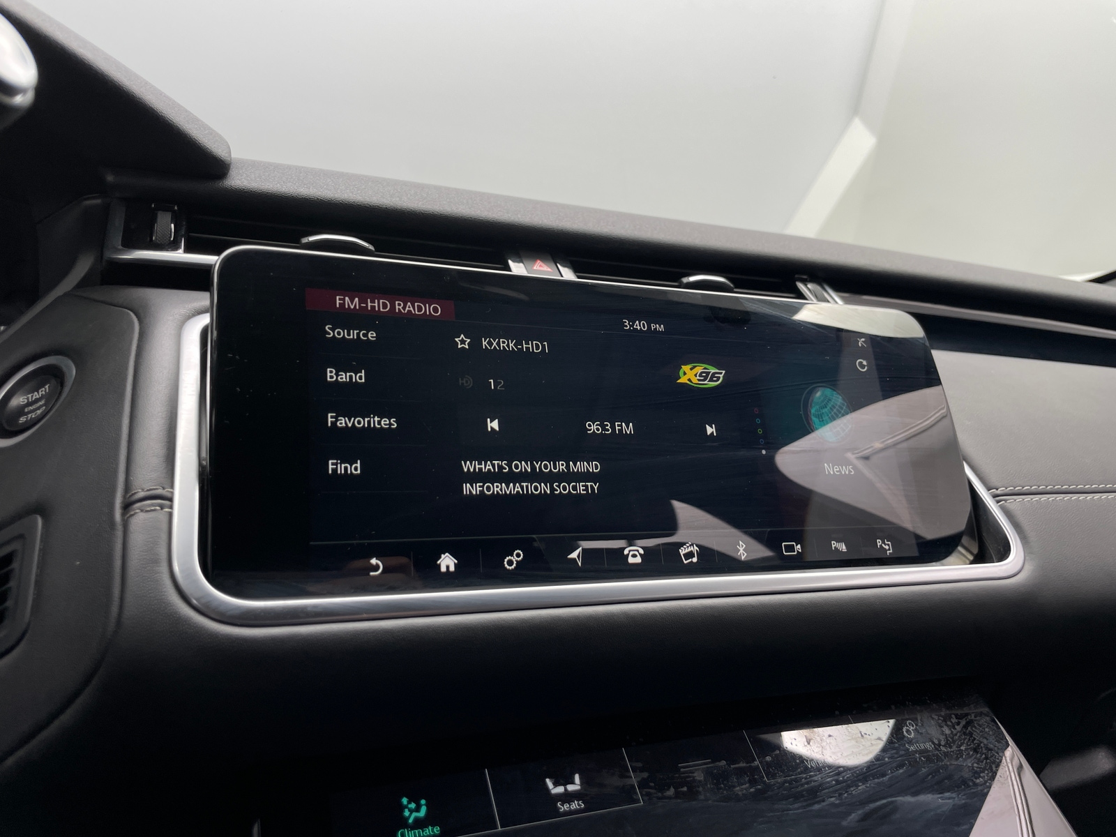 Thumbnail: 2019 Land Rover Range Rover Velar - 3