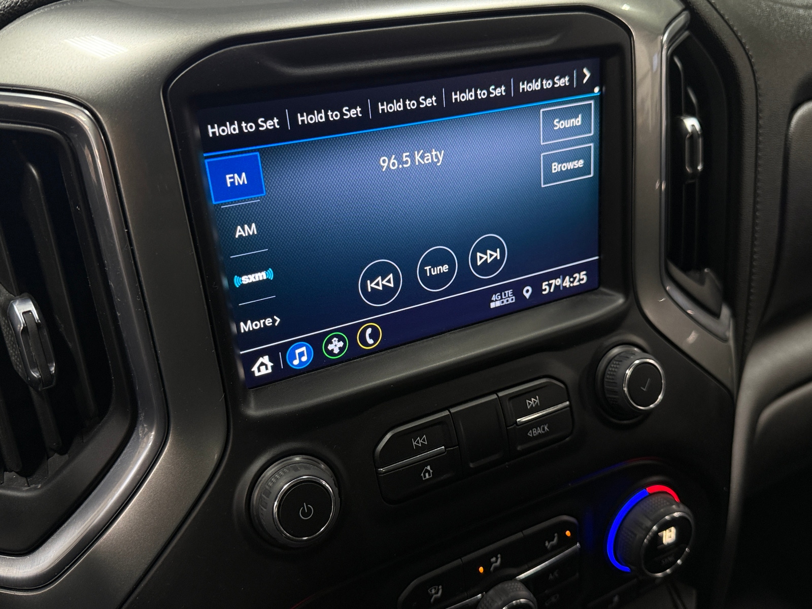 Thumbnail: 2023 Chevrolet Silverado 2500 - 4