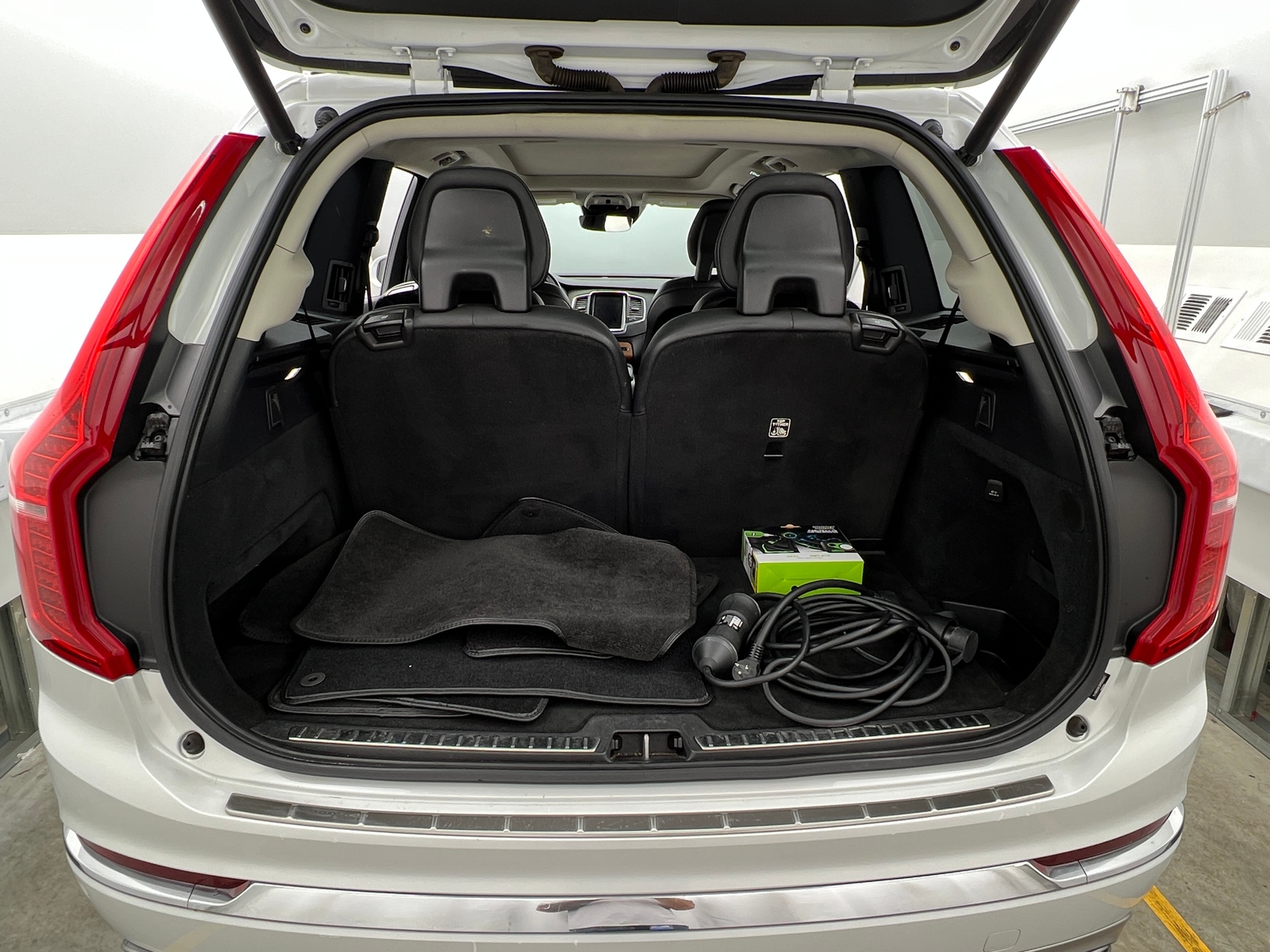 Thumbnail: 2021 Volvo XC90 - 6