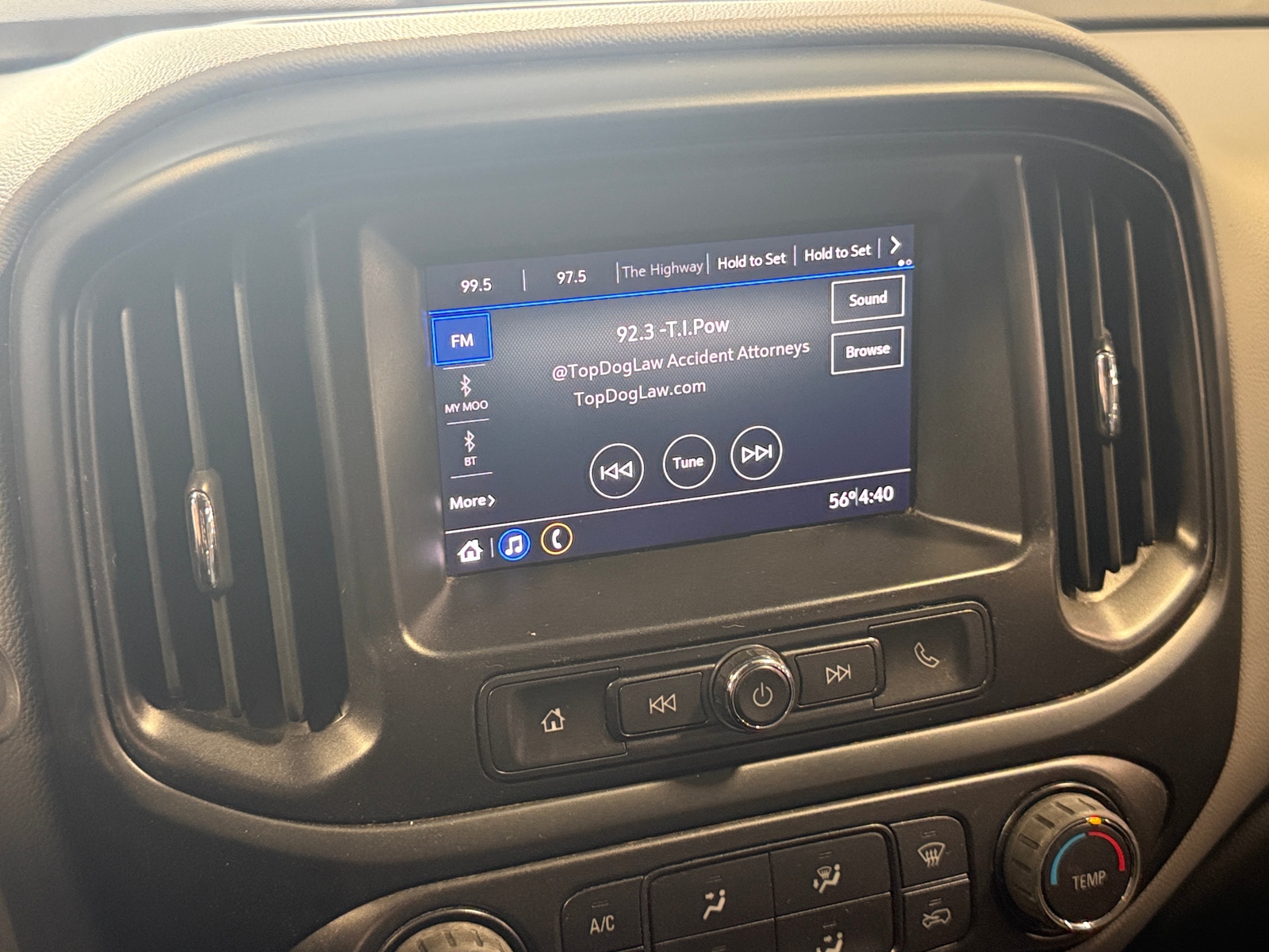 Thumbnail: 2022 Chevrolet Colorado - 4