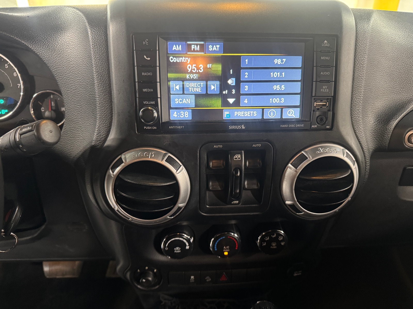 Thumbnail: 2015 Jeep Wrangler - 4