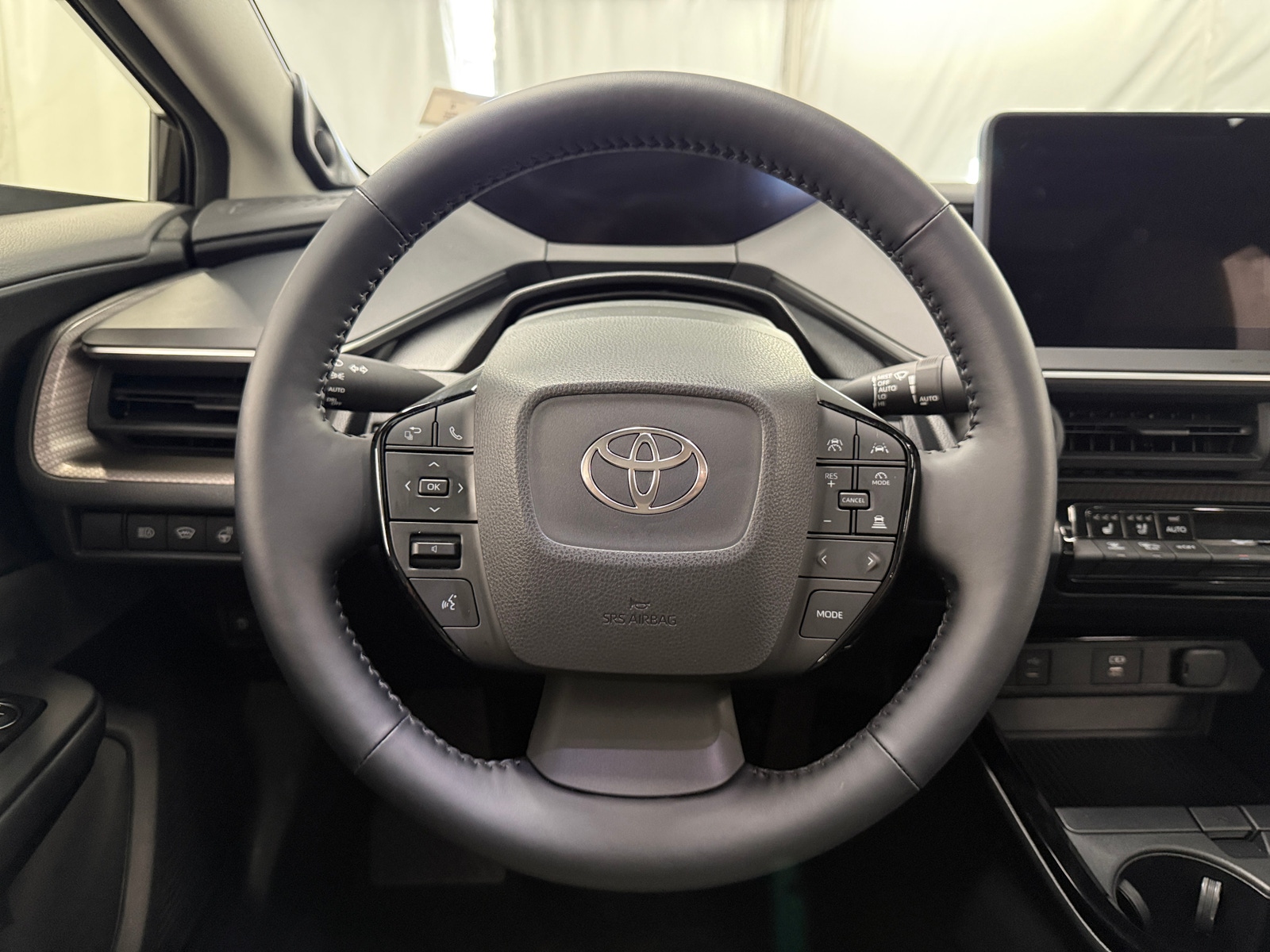 Thumbnail: 2024 Toyota Prius - 4