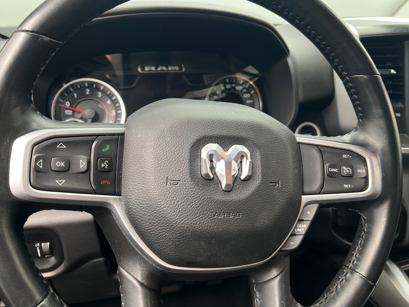 Thumbnail: 2022 RAM 1500 - 5