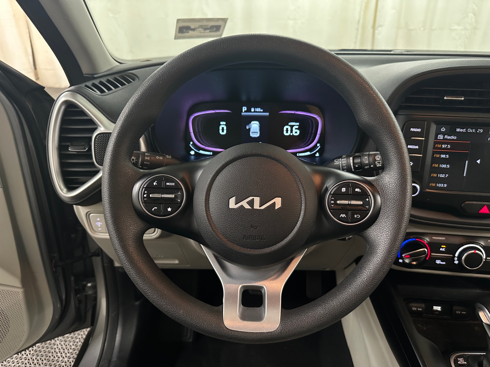 Thumbnail: 2023 Kia Soul - 5