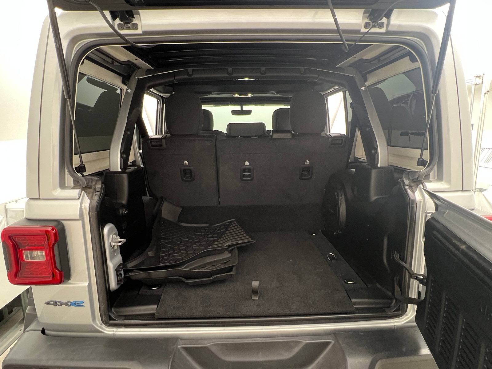 Thumbnail: 2023 Jeep Wrangler - 7