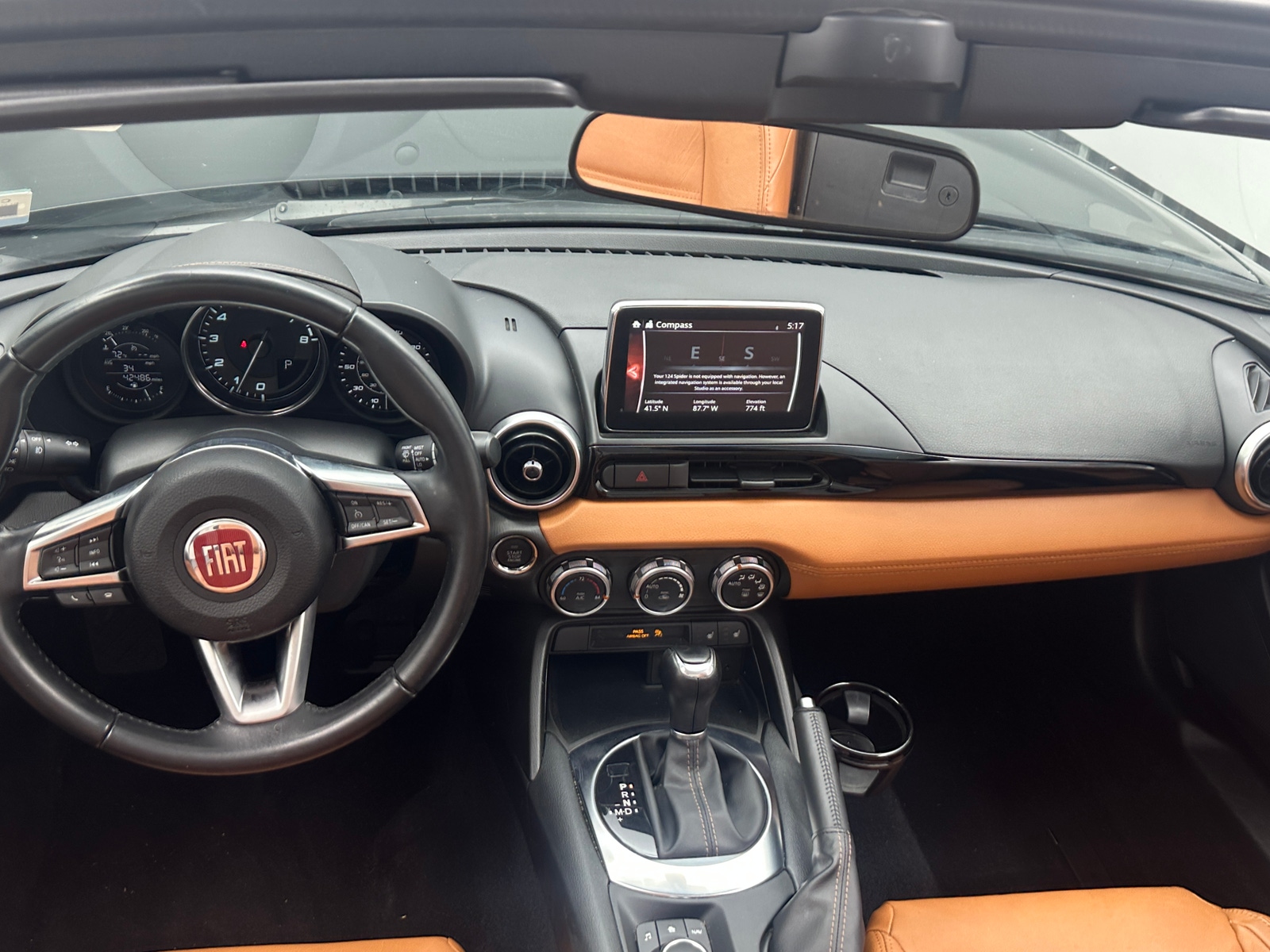 Thumbnail: 2018 Fiat 124 Spider - 2