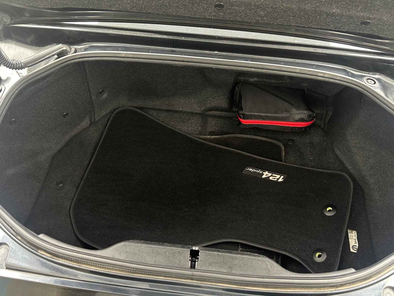 Thumbnail: 2018 Fiat 124 Spider - 5