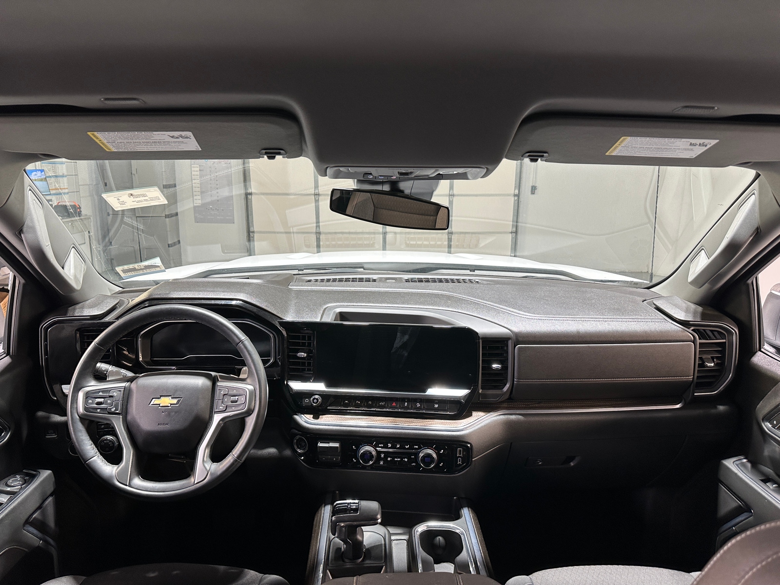 Thumbnail: 2024 Chevrolet Silverado 1500 - 3