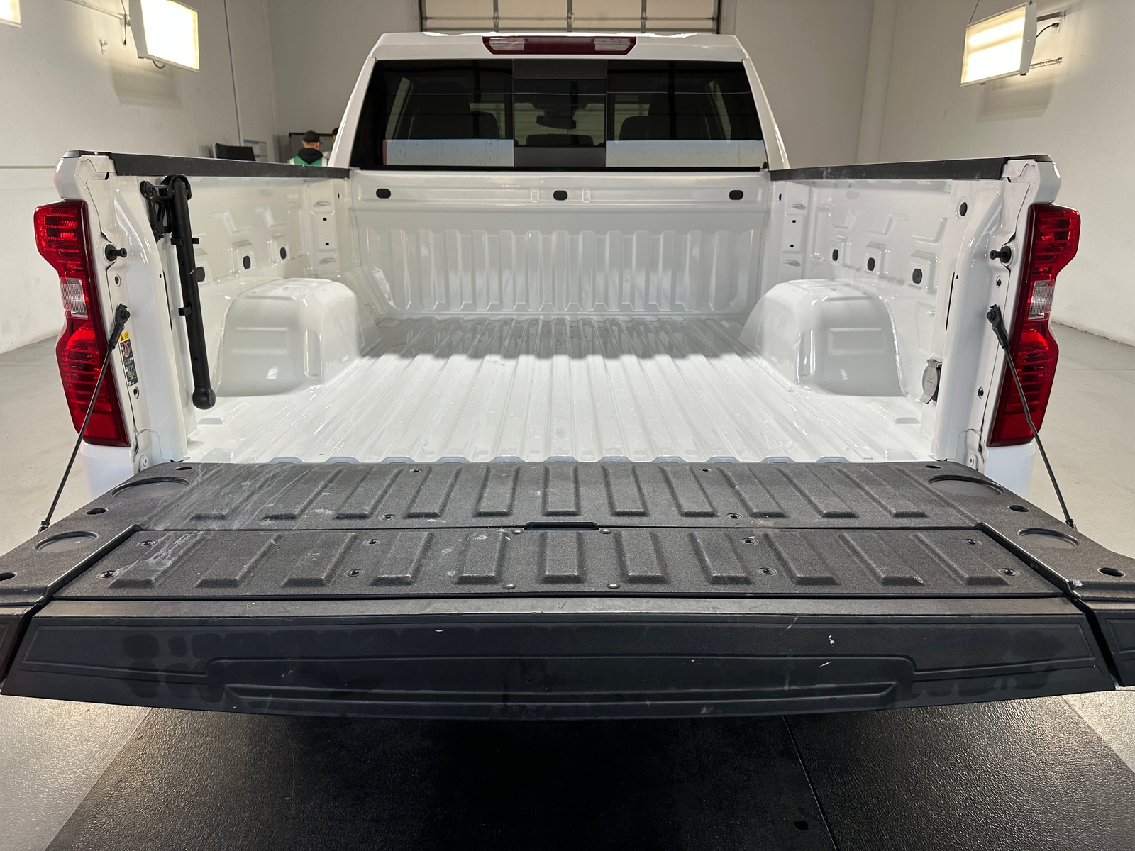 Thumbnail: 2024 Chevrolet Silverado 1500 - 7