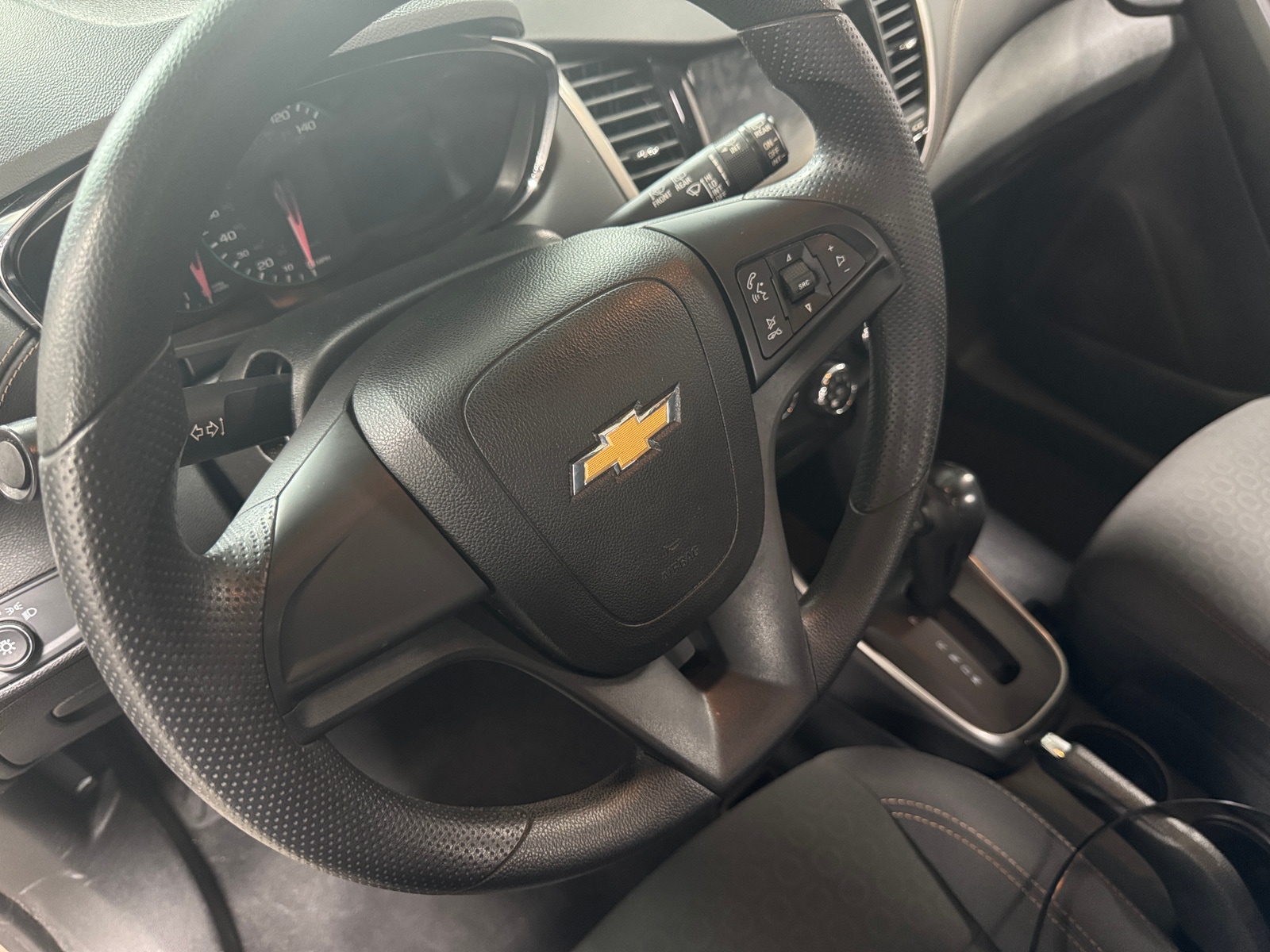 Thumbnail: 2018 Chevrolet Trax - 5