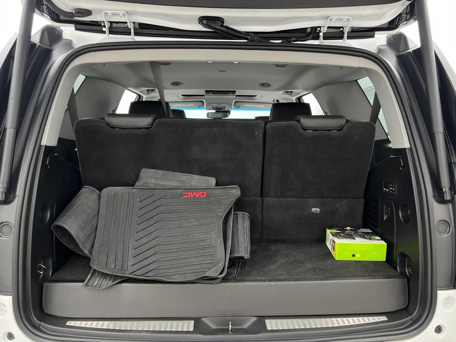 Thumbnail: 2019 GMC Yukon - 6