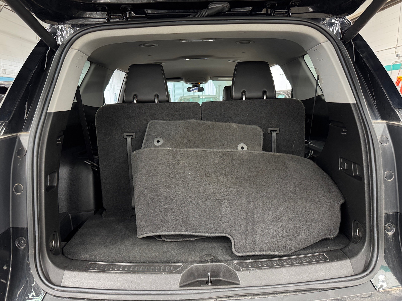 Thumbnail: 2023 GMC Acadia - 6