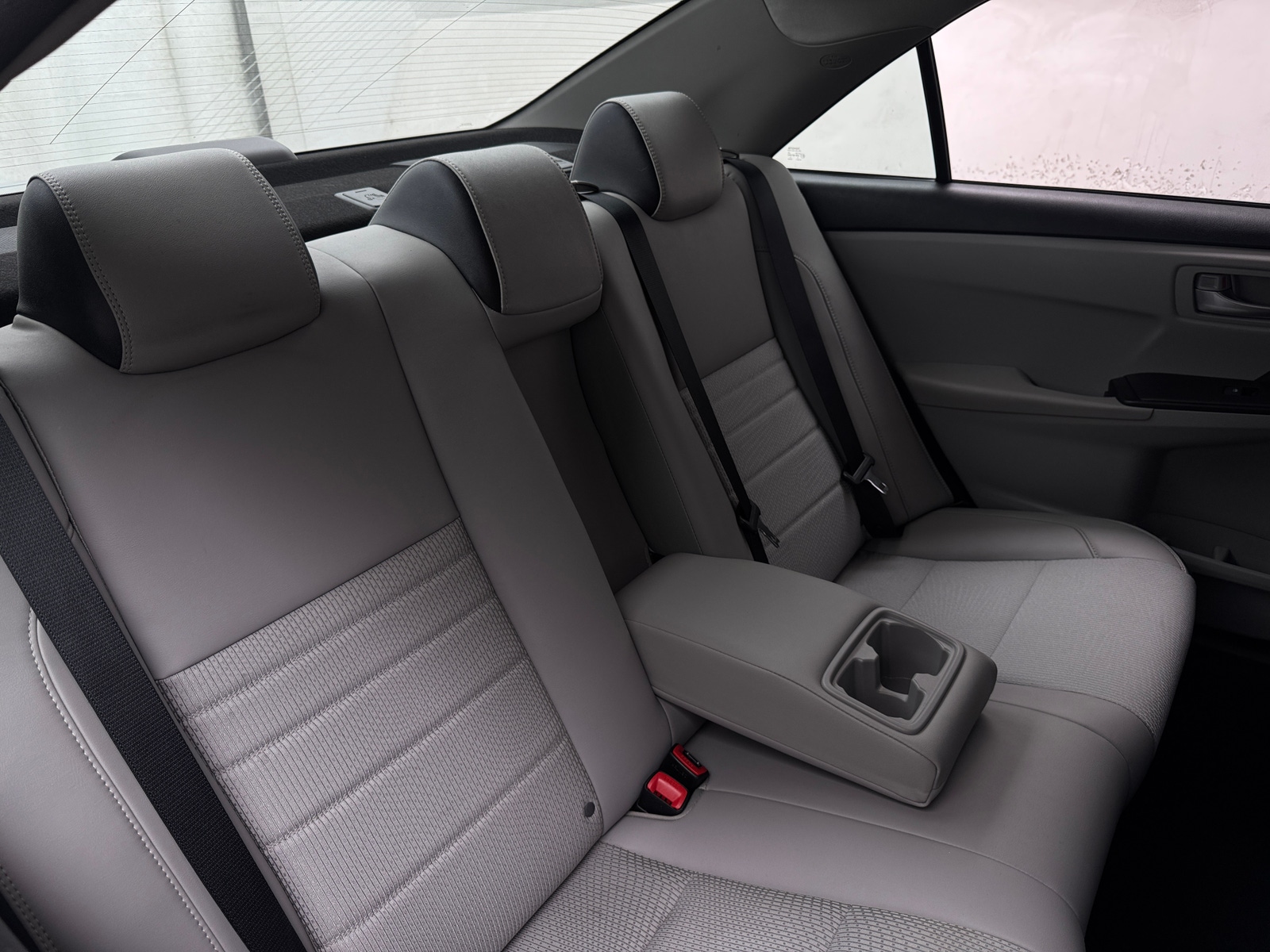 Thumbnail: 2017 Toyota Camry - 6