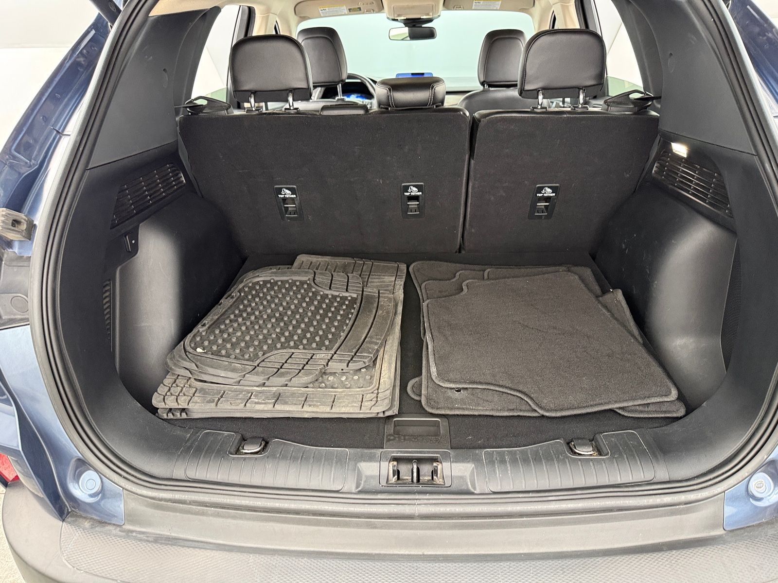 Thumbnail: 2020 Ford Escape - 6