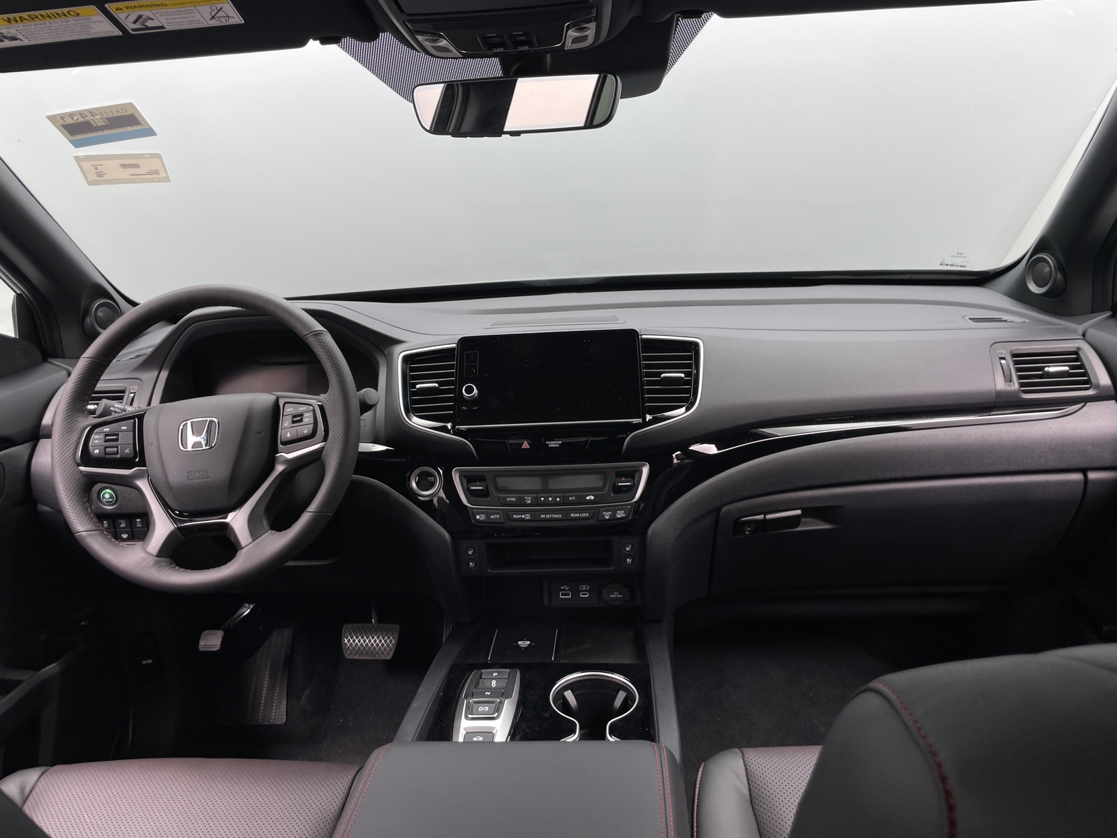 Thumbnail: 2025 Honda Ridgeline - 2