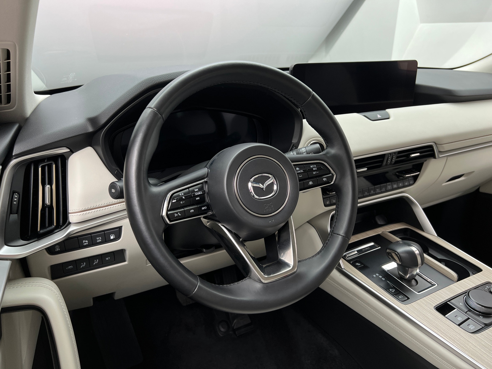 Thumbnail: 2025 Mazda CX-90 - 4