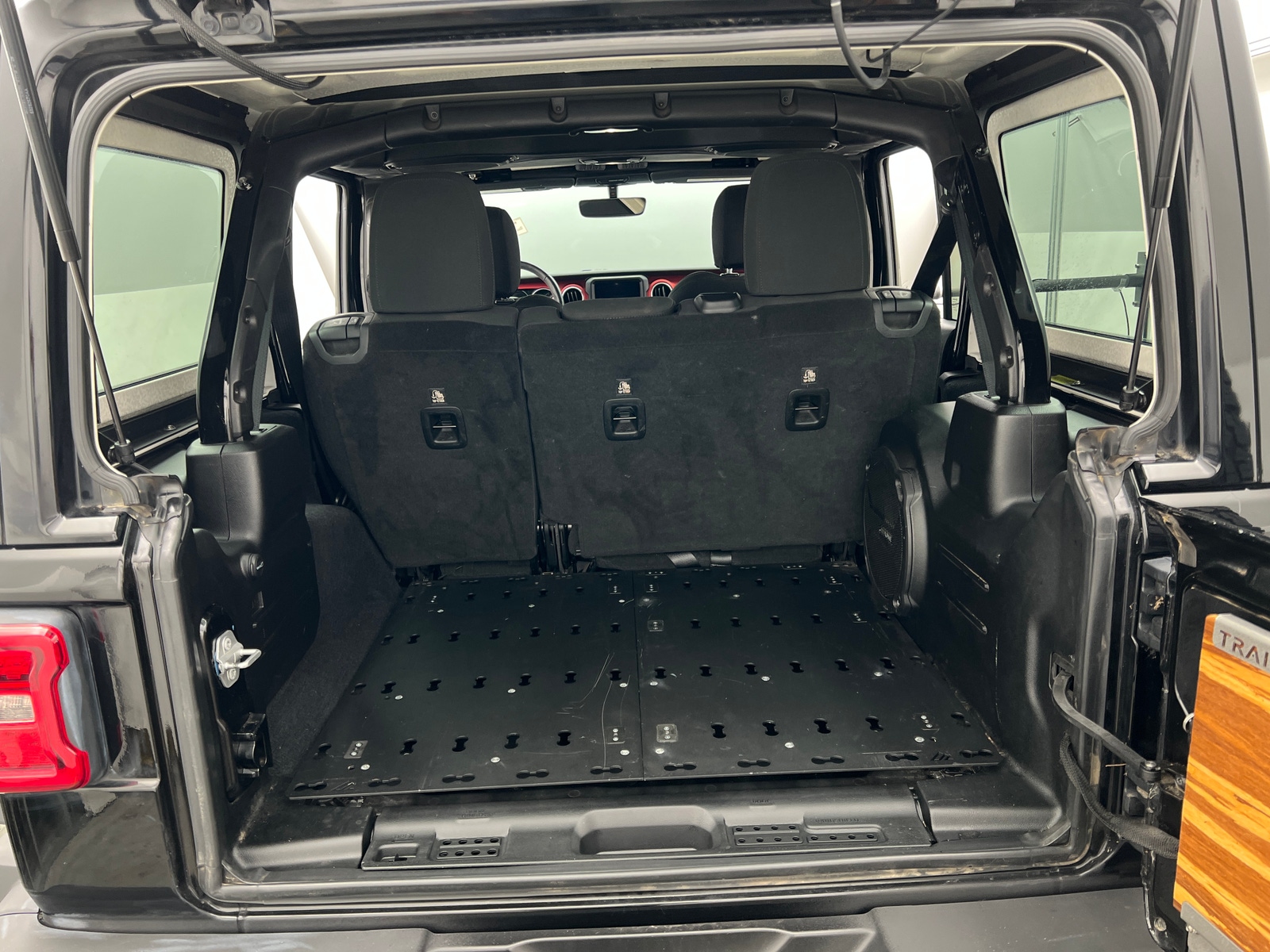 Thumbnail: 2018 Jeep Wrangler - 7