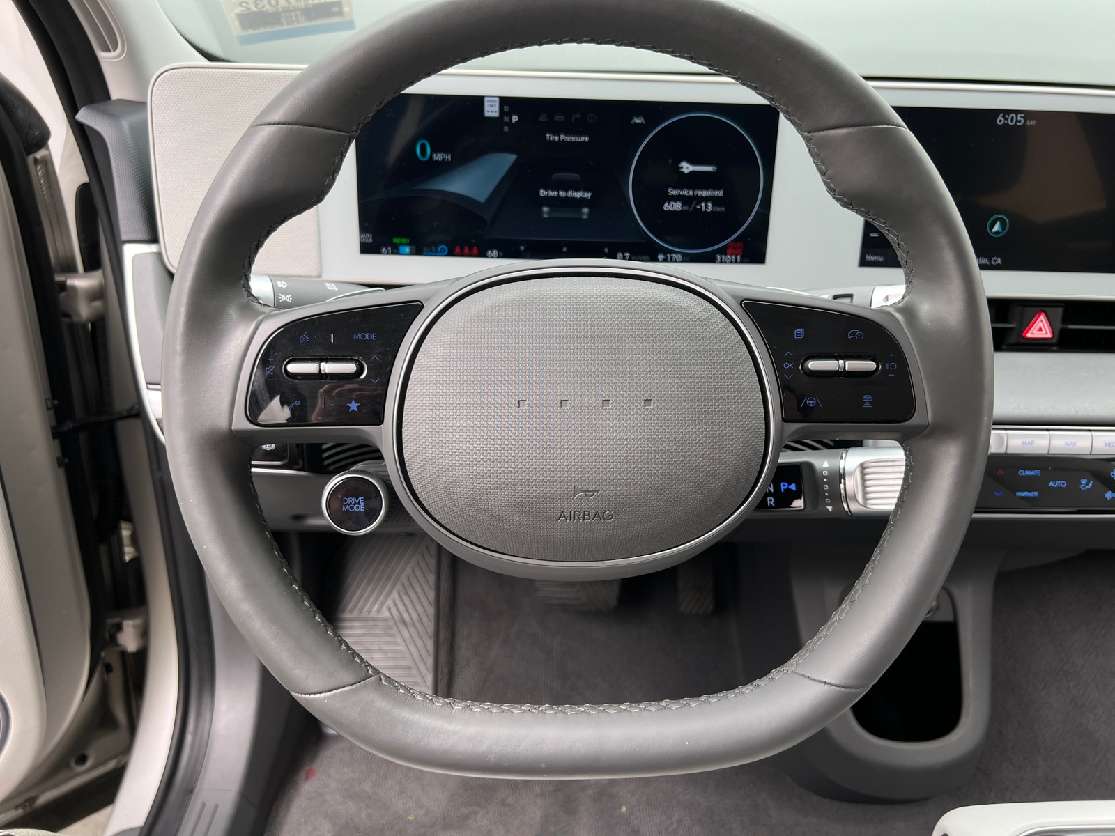 Thumbnail: 2023 Hyundai Ioniq 5 - 4