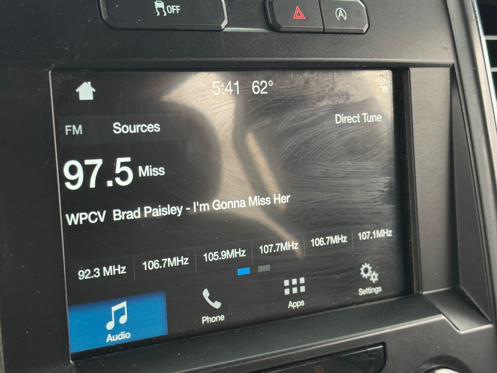 Thumbnail: 2019 Ford Econoline - 4