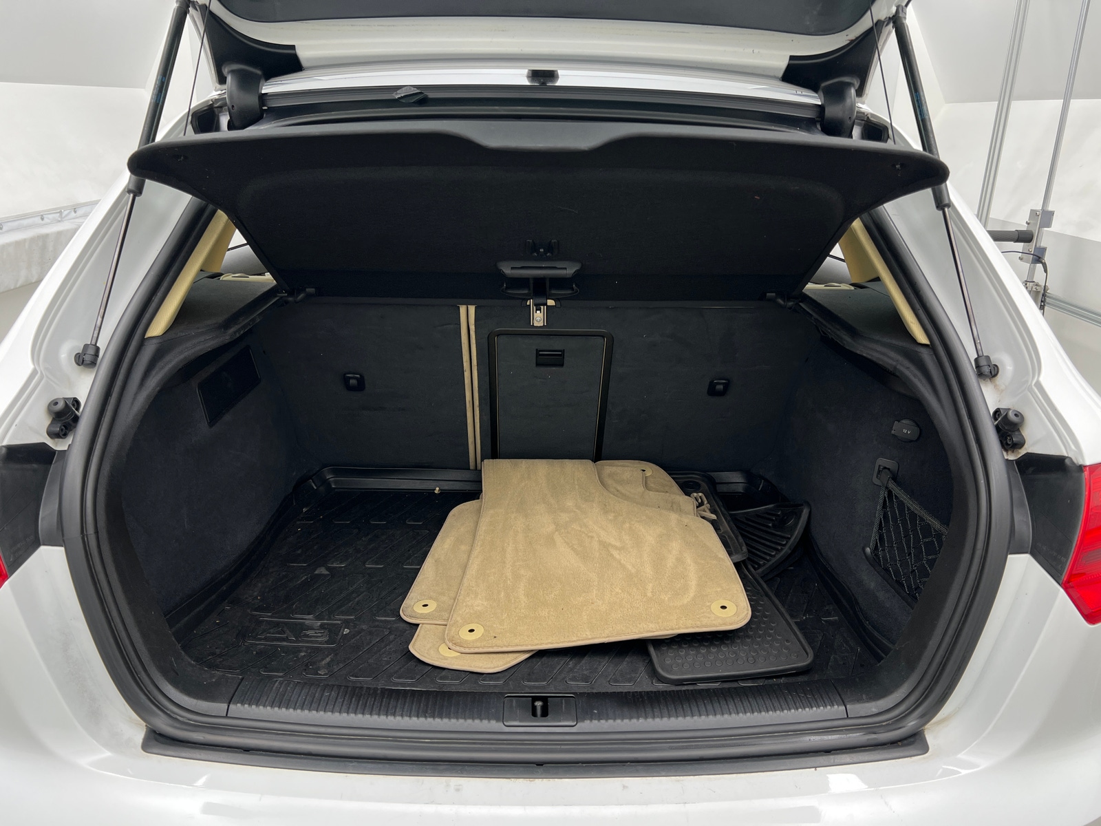 Thumbnail: 2012 Audi A3 - 6