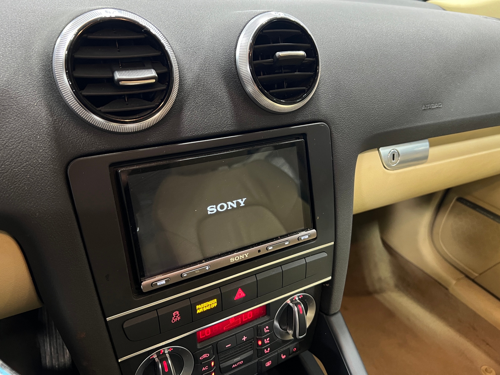 Thumbnail: 2012 Audi A3 - 3