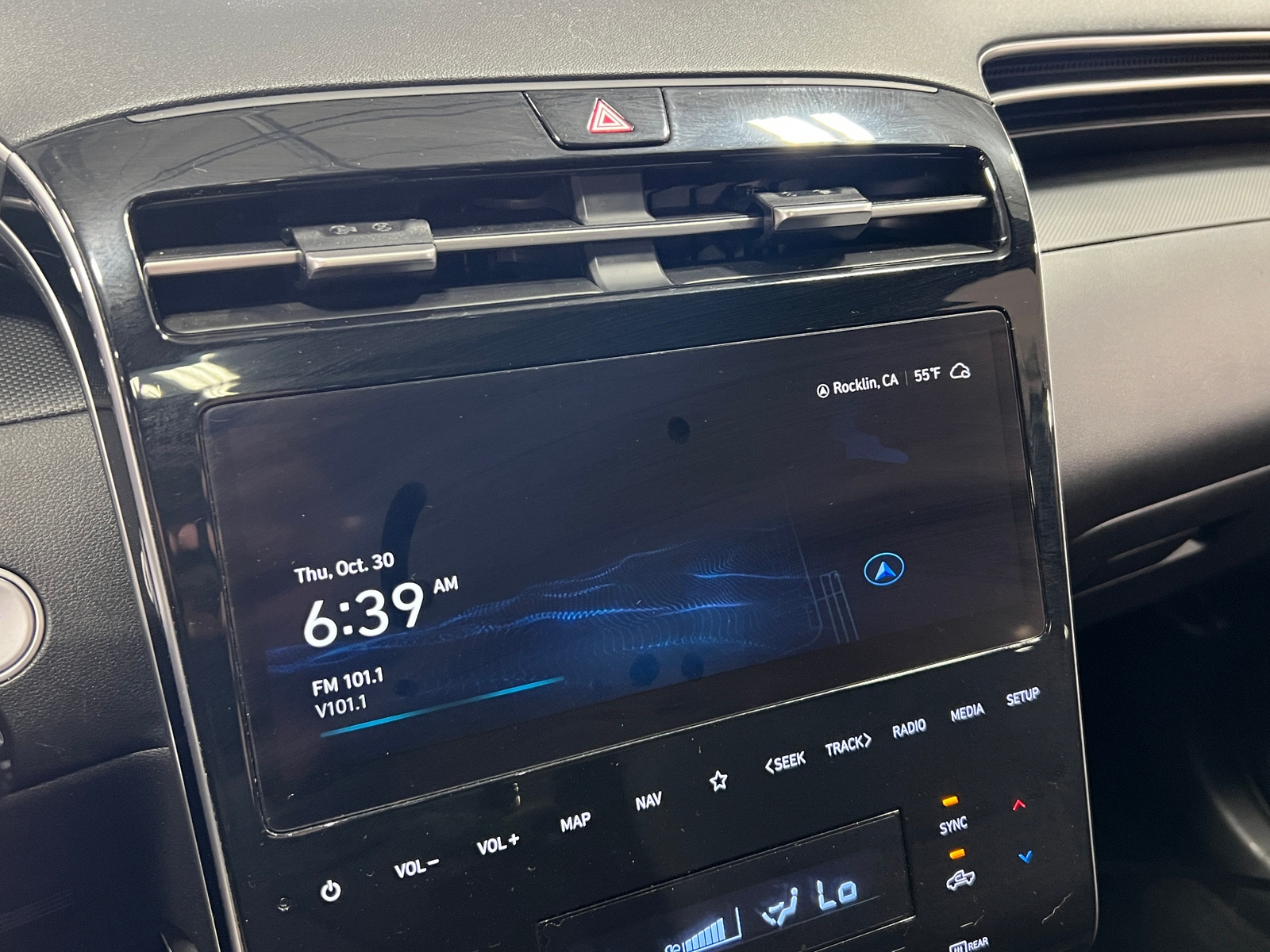 Thumbnail: 2023 Hyundai Santa Cruz - 4