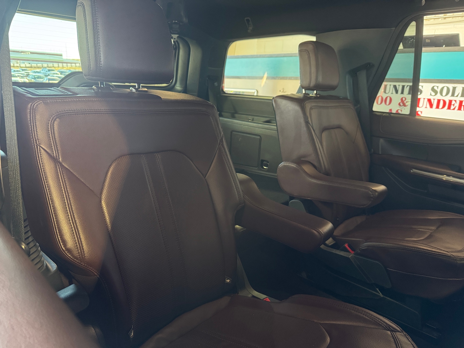 Thumbnail: 2022 Ford Expedition - 5