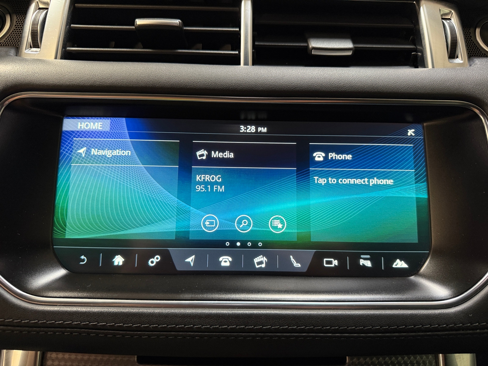 Thumbnail: 2017 Land Rover Range Rover Sport - 3