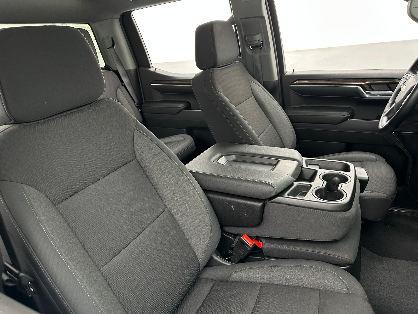 Thumbnail: 2024 Chevrolet Silverado 1500 - 2