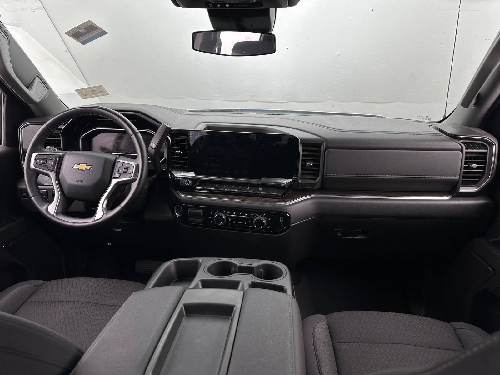 Thumbnail: 2024 Chevrolet Silverado 1500 - 3