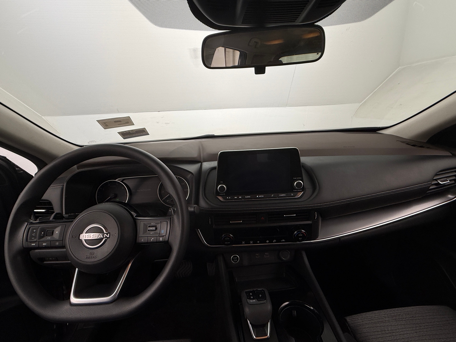 Thumbnail: 2023 Nissan Rogue - 3