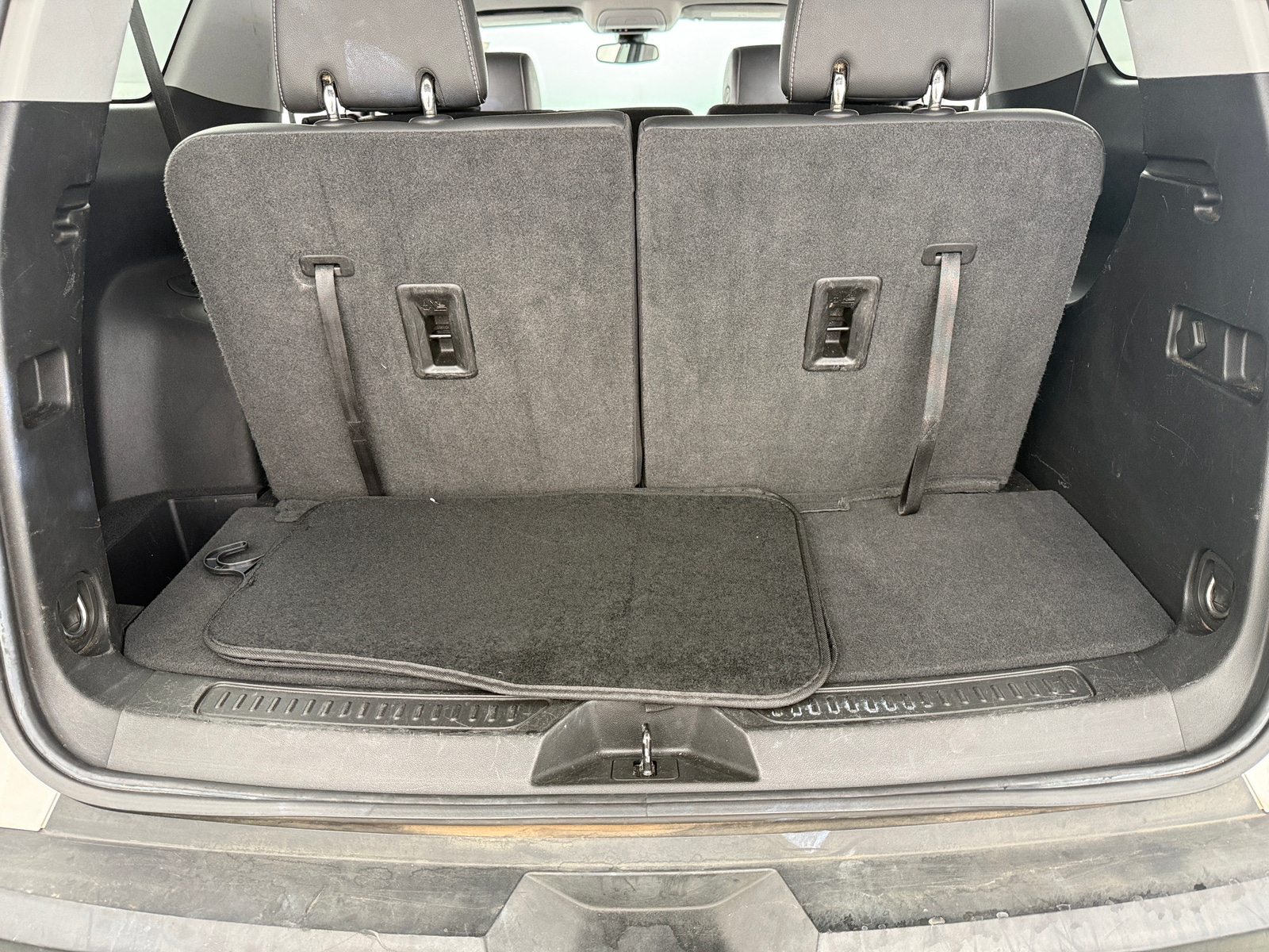 Thumbnail: 2023 GMC Acadia - 6