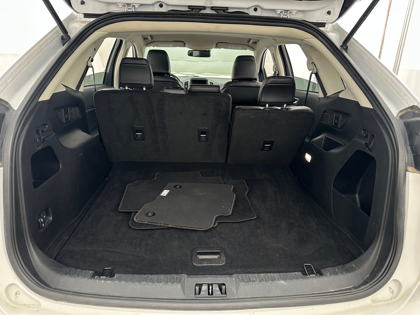 Thumbnail: 2024 Ford Edge - 6