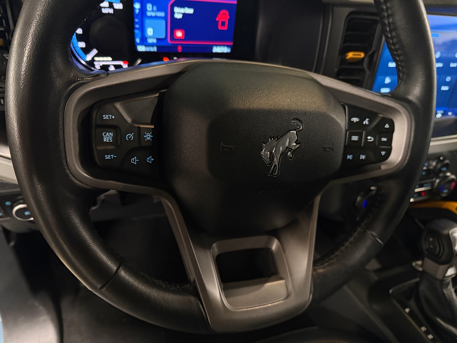 Thumbnail: 2023 Ford Bronco - 5