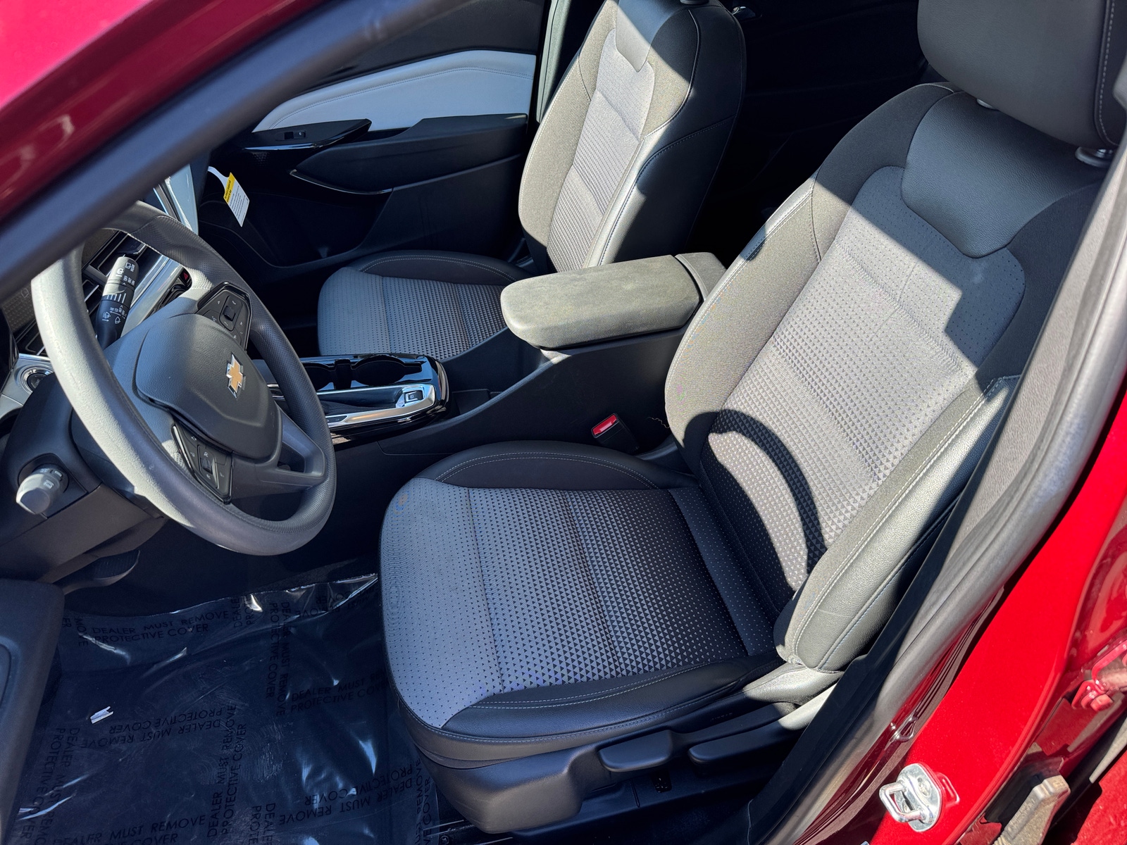 Thumbnail: 2025 Chevrolet Trax - 2