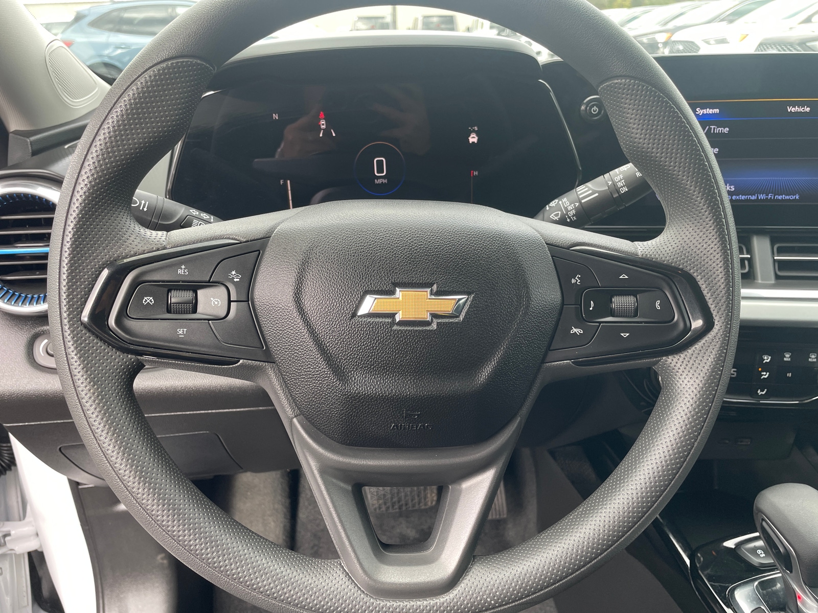 Thumbnail: 2025 Chevrolet Trax - 5