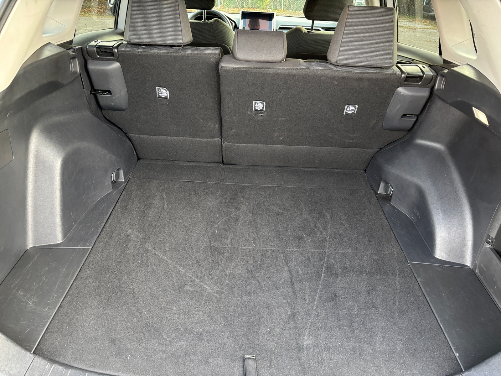 Thumbnail: 2025 Toyota RAV4 - 6