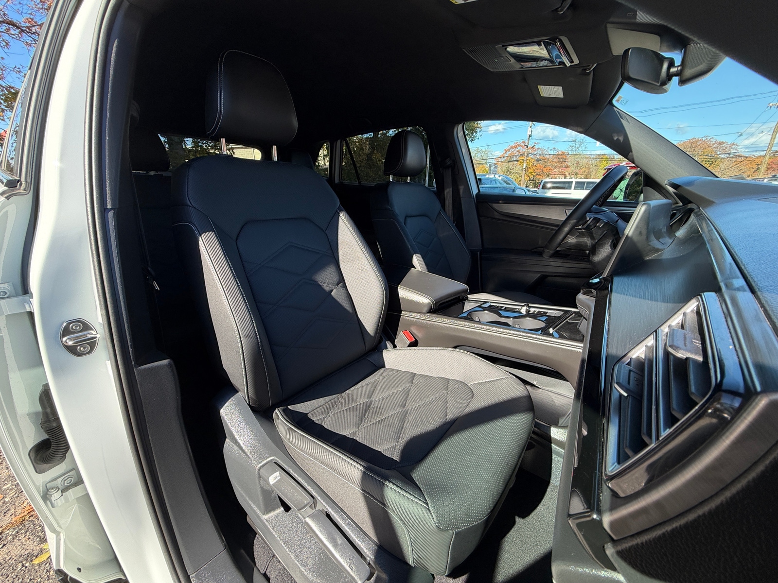 Thumbnail: 2025 Volkswagen Atlas - 2