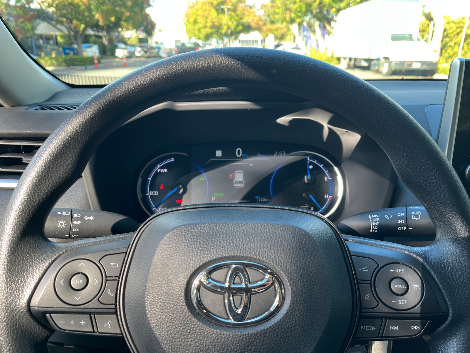 Thumbnail: 2025 Toyota RAV4 - 5