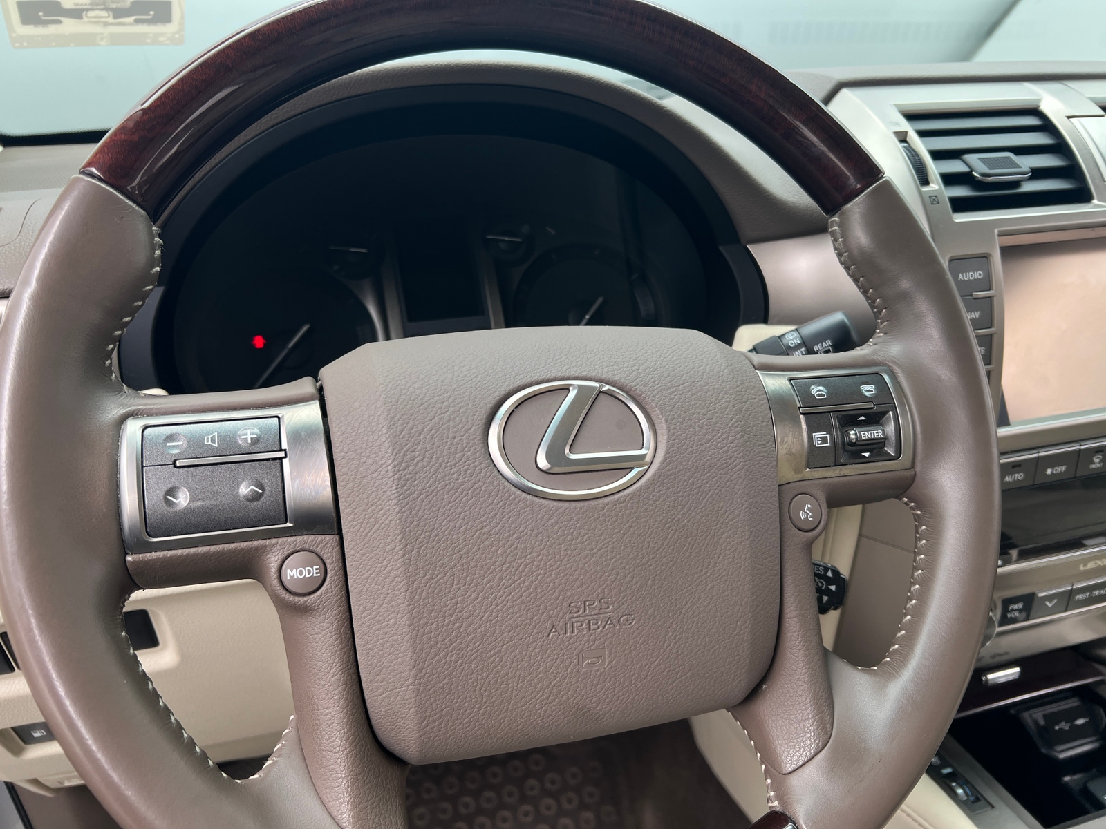 Thumbnail: 2014 Lexus GX - 4