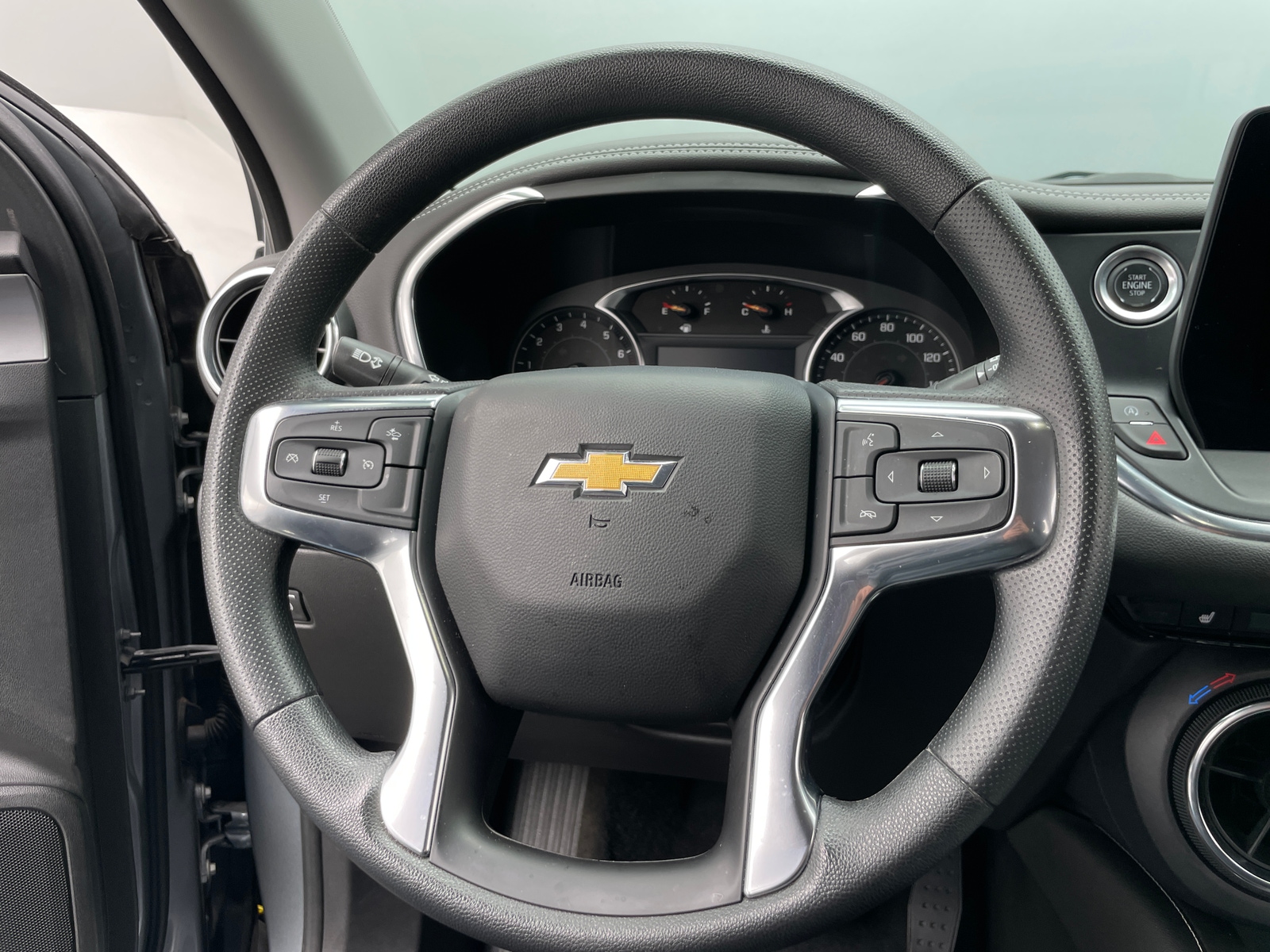 Thumbnail: 2025 Chevrolet Blazer - 5