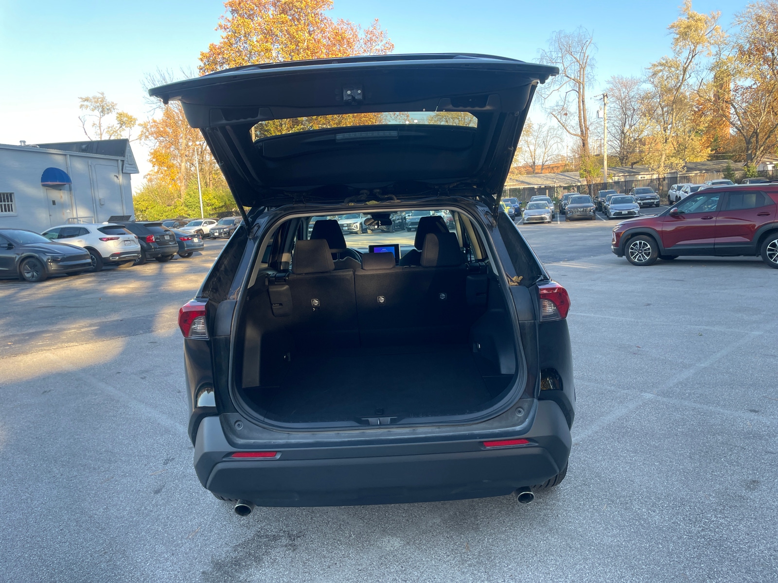 Thumbnail: 2025 Toyota RAV4 - 6