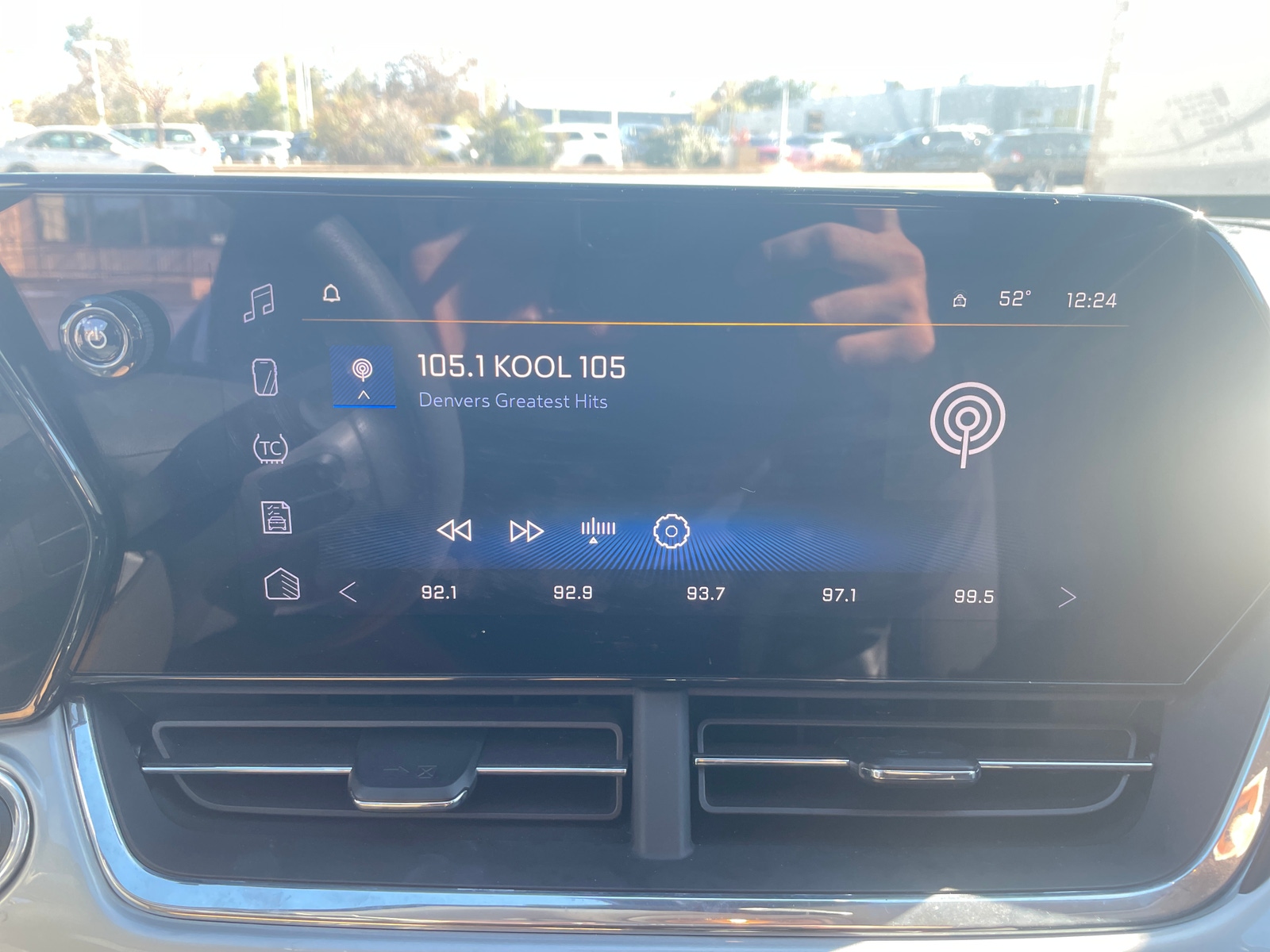 Thumbnail: 2025 Chevrolet Trax - 4