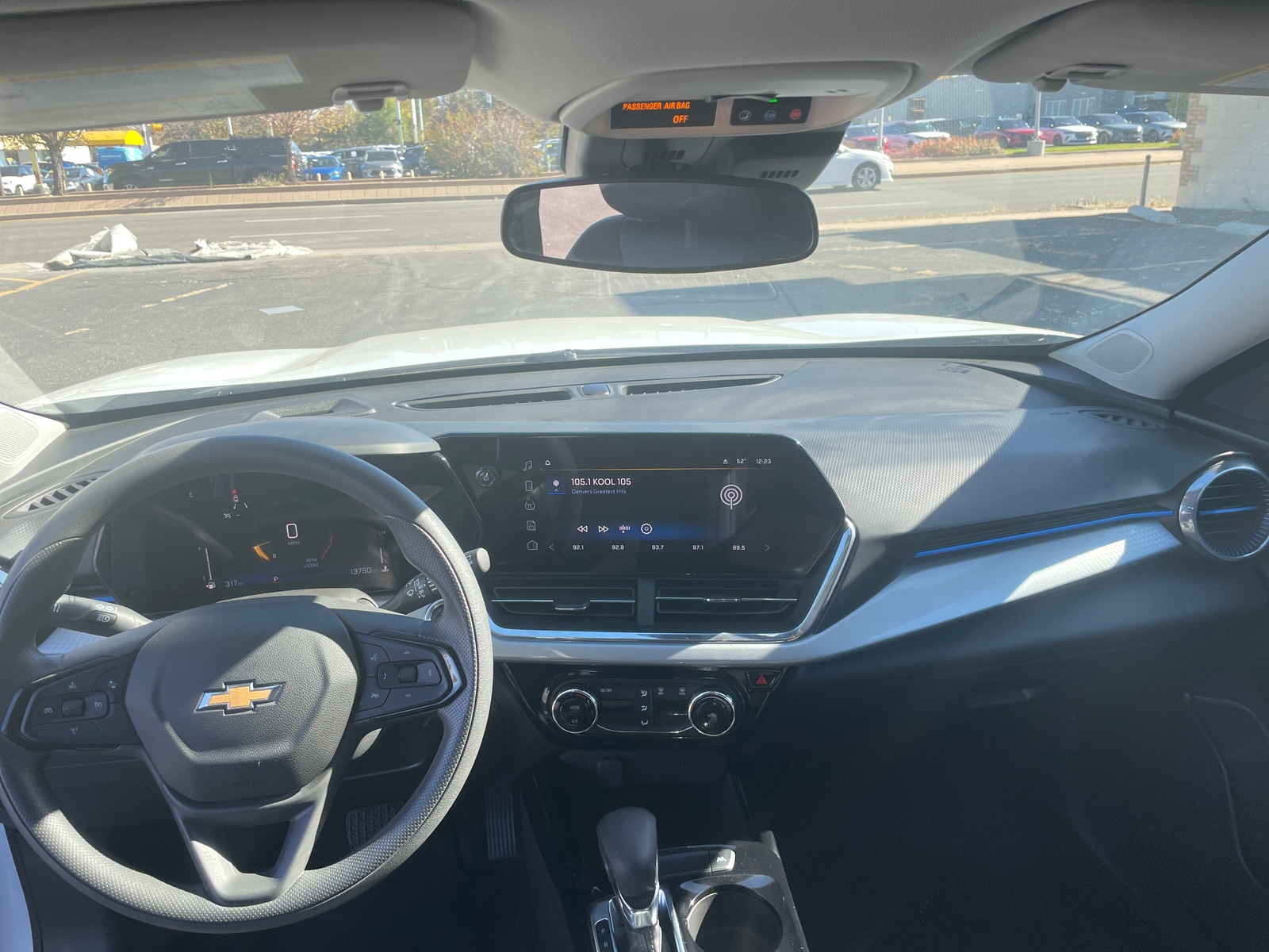 Thumbnail: 2025 Chevrolet Trax - 3