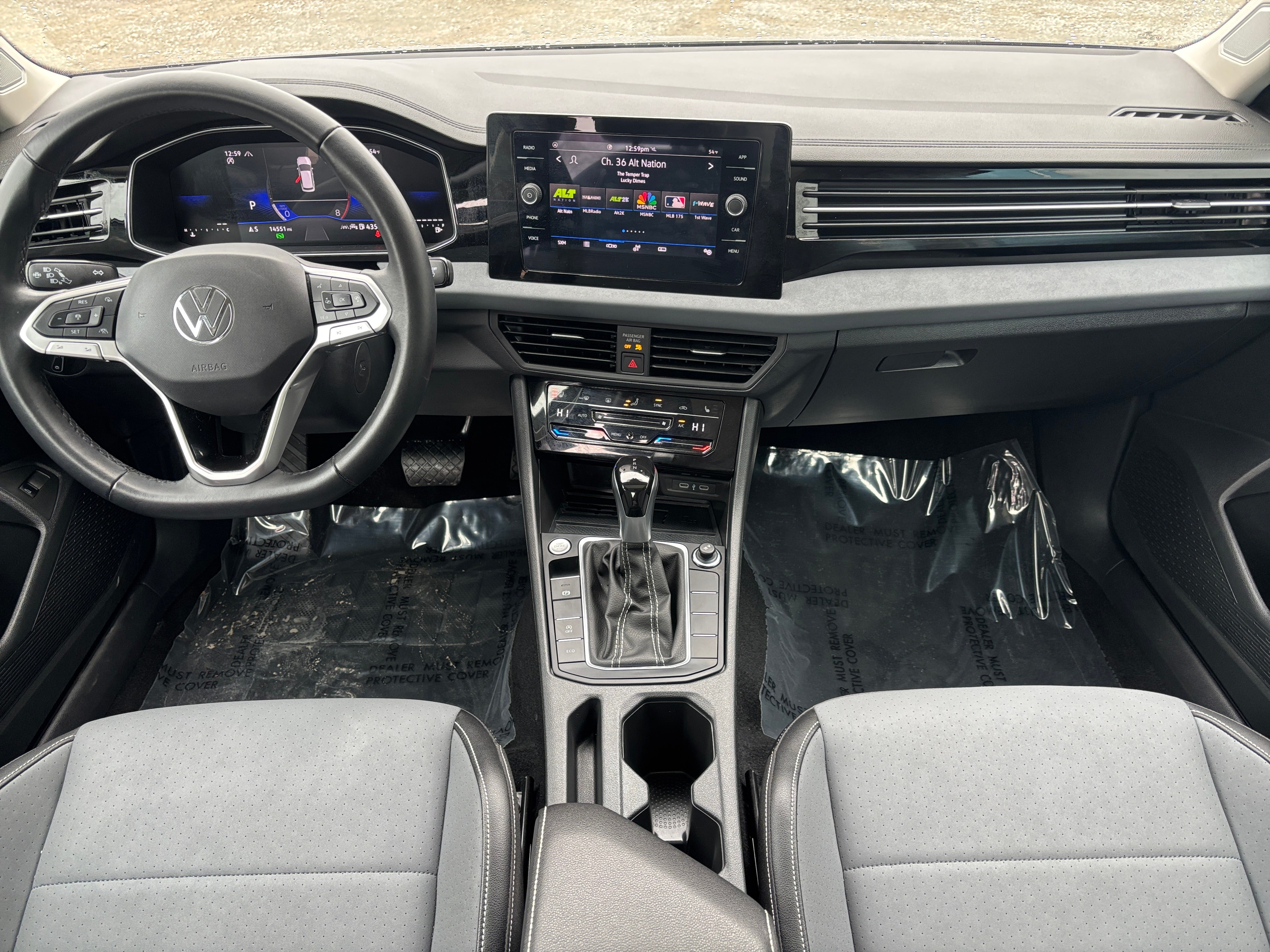 Thumbnail: 2025 Volkswagen Jetta - 3