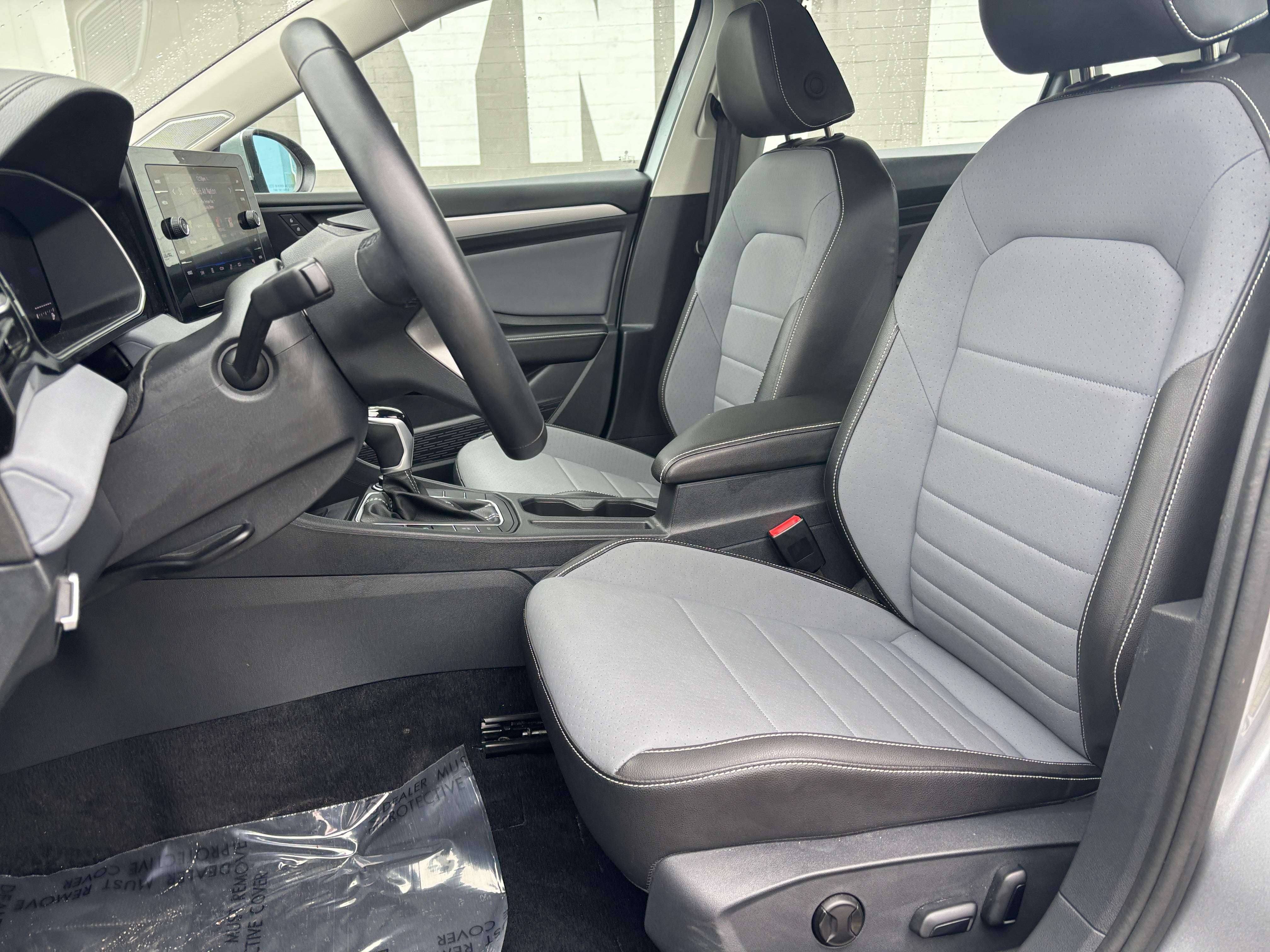 Thumbnail: 2025 Volkswagen Jetta - 2