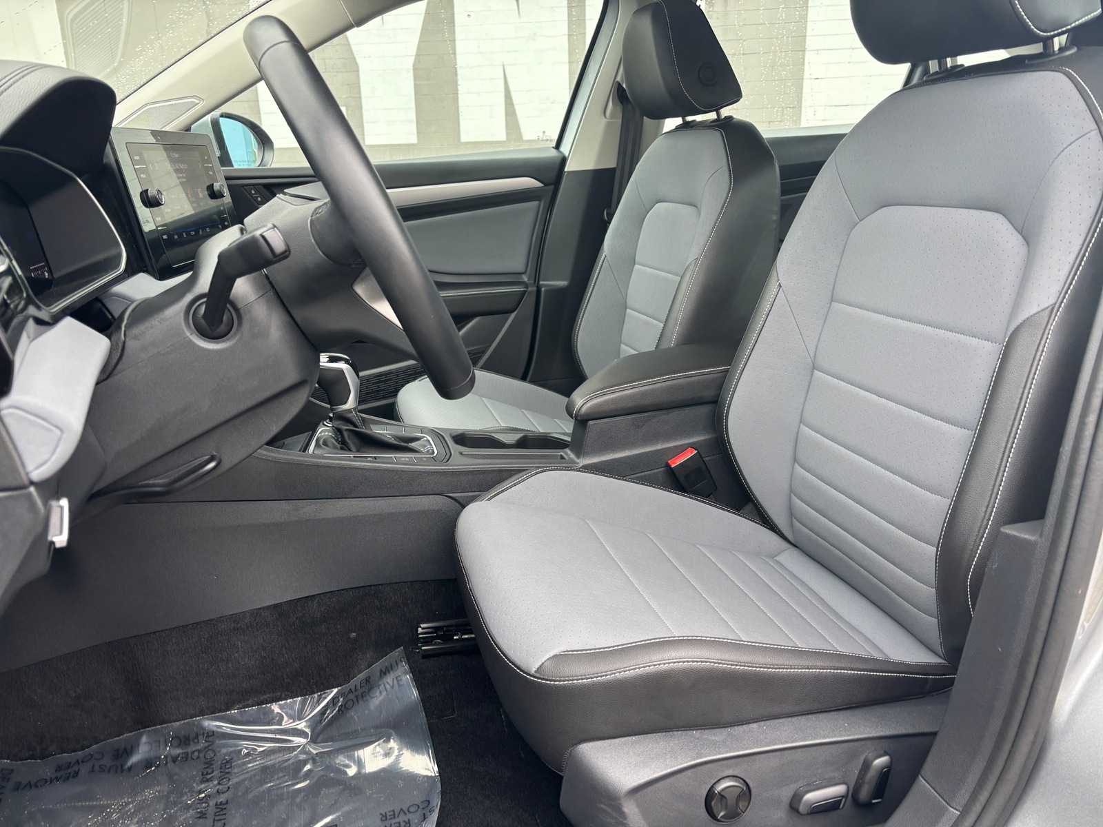 Thumbnail: 2025 Volkswagen Jetta - 2