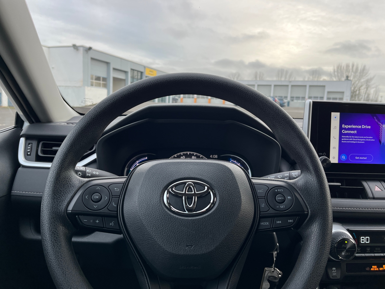 Thumbnail: 2025 Toyota RAV4 - 5